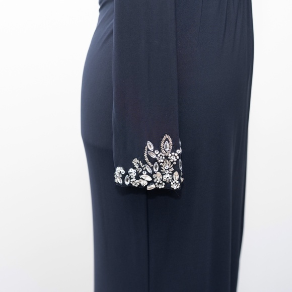 Betsy & Adam - Jersey Embellished Long-Sleeve Gown - Picture 12 of 13